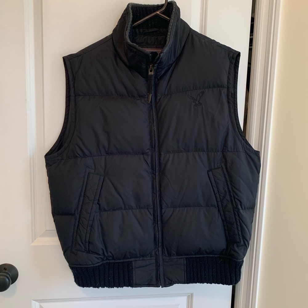 American Eagle Puffer Vest